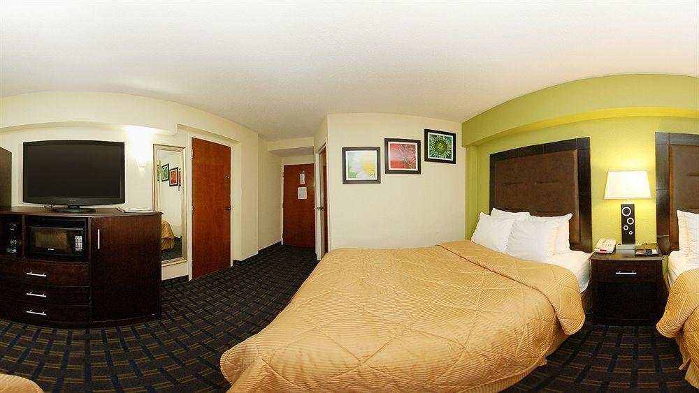 Quality Inn & Suites Greenville Near Downtown Eksteriør bilde